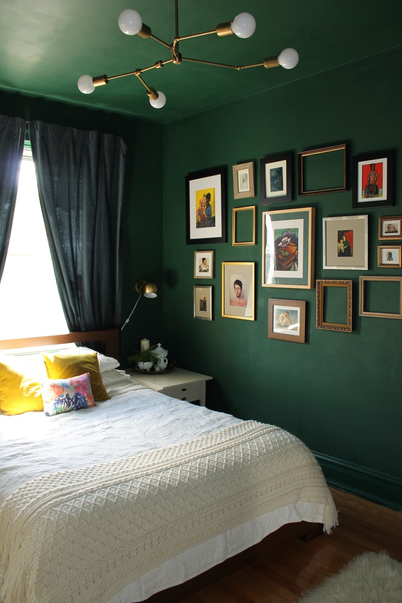 green-bedroom